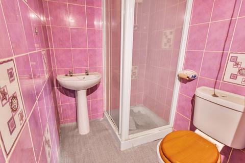 3 bedroom terraced house to rent, Parkwood Street, Keighley, BD21 4QH