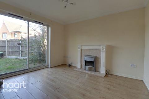 76 Foxglove Road, Rush Green, Romford, RM7 0YQ