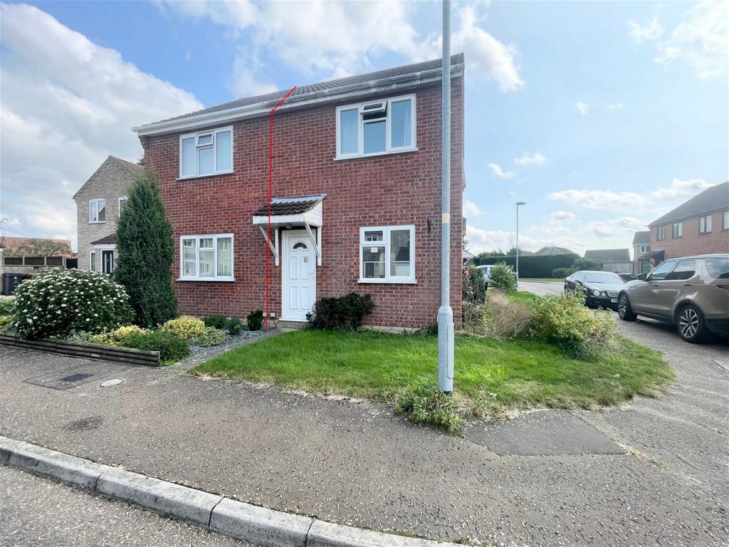 Ferguson Way, Attleborough, NR17 2PT 2 bed semidetached house for sale £240,000