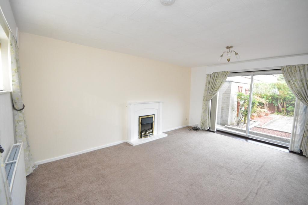 Glenbervie Road, Grangemouth, Stirlingshire, FK3 9LG 2 bed terraced