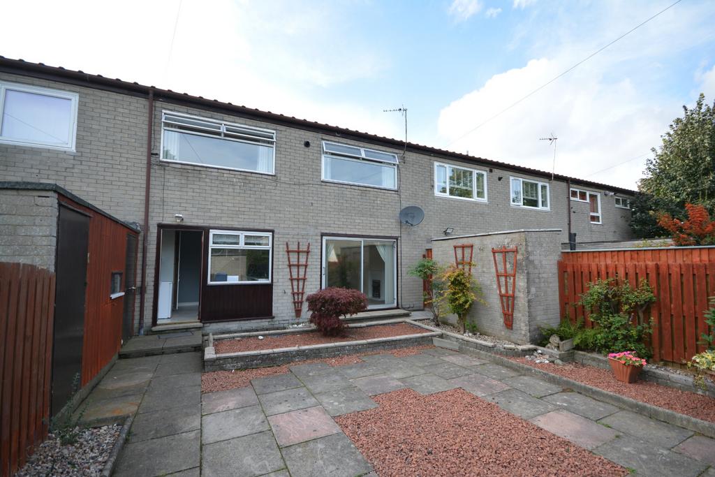 Glenbervie Road, Grangemouth, Stirlingshire, FK3 9LG 2 bed terraced