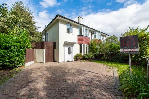 3 bedroom semi-detached house for sale, Broomfield, Leigh On Sea