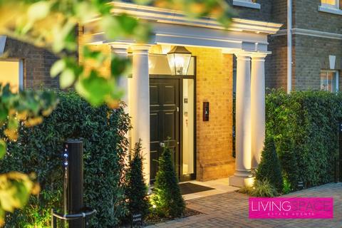 undefined, Camlet Way, London