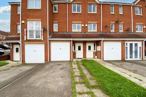 3 bedroom townhouse for sale, The Chequers, Consett, Durham, DH8 7EQ