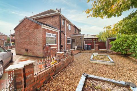 3 bedroom semi-detached house for sale, Chestnut Avenue, Cadishead, M44