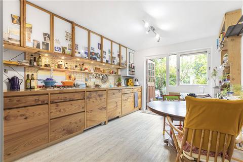 227 Brick Lane, London, E2 7ED