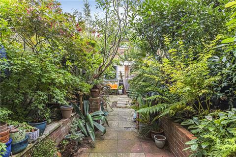 227 Brick Lane, London, E2 7ED