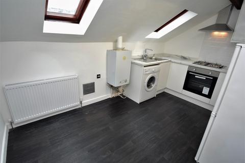 2 bedroom flat to rent, Northumberland Road, Old Trafford,  Manchester, M16 9PP