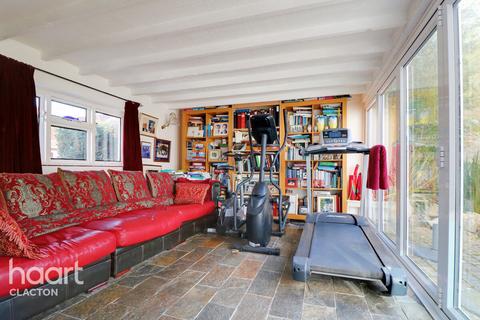 10 Chapel Lane, Kirby Cross, Frinton-on-sea, CO13 0NF