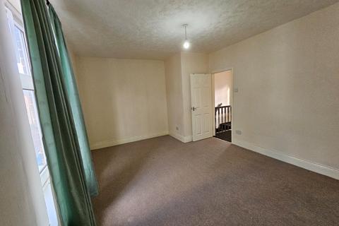 2 bedroom terraced house to rent, King Street, Birtley DH3