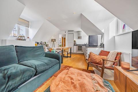 Flat 9, Parkview Court, 11 George Square, London, SW19 3LD