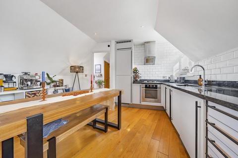 Flat 9, Parkview Court, 11 George Square, London, SW19 3LD