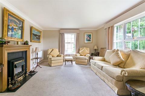 2 bedroom apartment for sale - Phyllis Court Drive, Henley-on-Thames, Oxfordshire, RG9