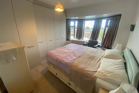 133 Broadway, Chadderton, Oldham, OL9 0EL