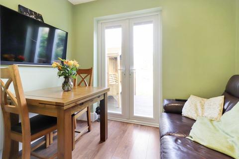 61 Barnfield Road, Belvedere, DA17 5NQ