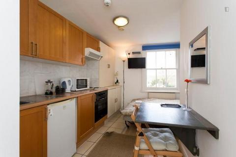 undefined, West Cromwell Road, Earls Court, London SW5