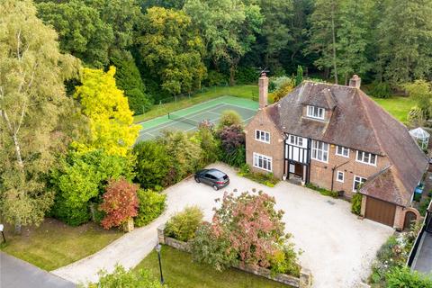 6 bedroom detached house for sale, Meadway, Esher, KT10