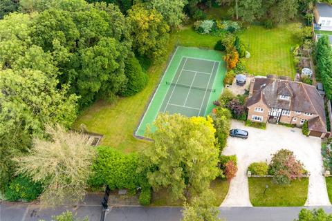 6 bedroom detached house for sale, Meadway, Esher, KT10