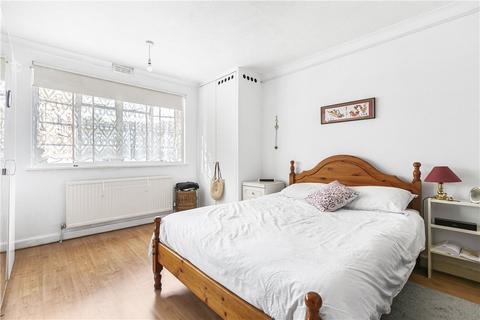 2 bedroom apartment for sale, Streatham High Road, London, SW16