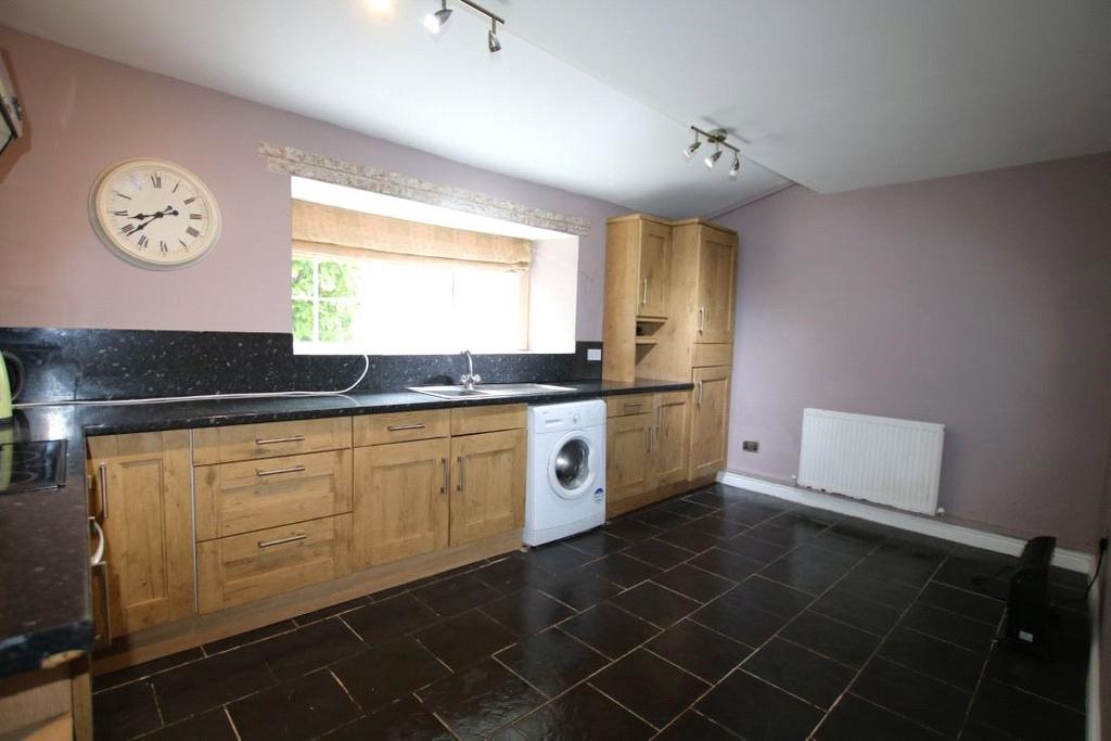 Capel Mawr, Anglesey, LL62 4 bed detached house for sale £