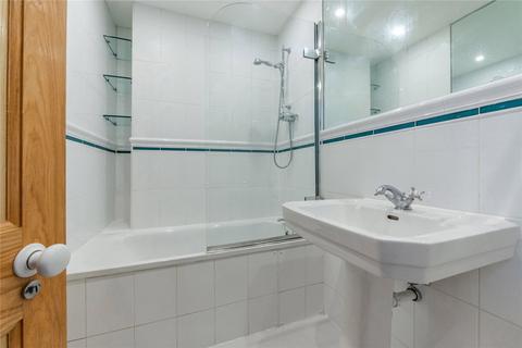4 bedroom flat to rent - Llanvanor Road, London