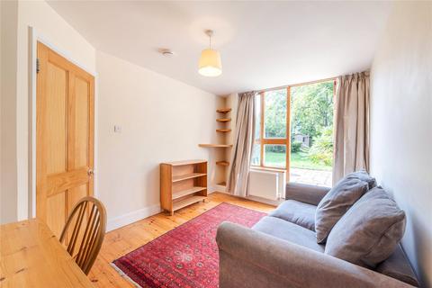 4 bedroom flat to rent - Llanvanor Road, London