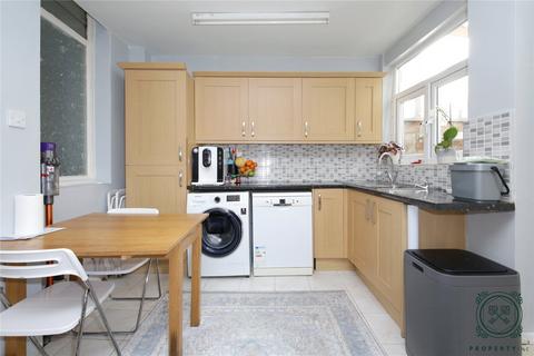 16 King Edwards Road, Enfield, EN3 7DB