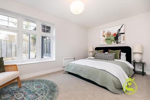 2 bedroom ground floor flat for sale, 31 Danecourt Road, Poole BH14