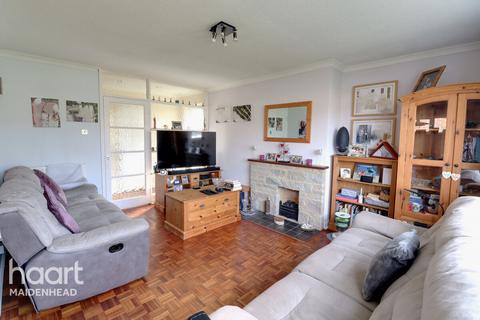 3 bedroom detached bungalow for sale, Hungerford Drive, Maidenhead