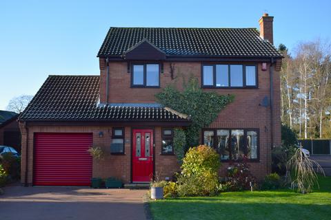 3 bedroom detached house for sale, Maple Close, Brigg, DN20