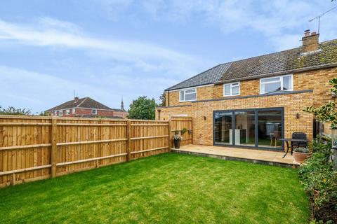 7 Broadway, Kidlington, OX5 1DD