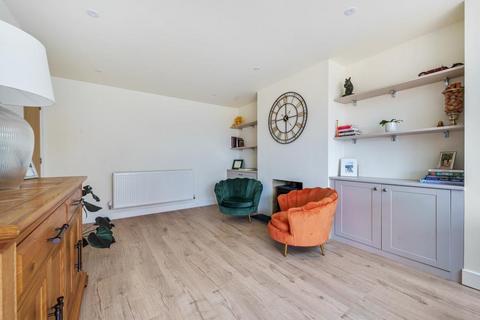 7 Broadway, Kidlington, OX5 1DD