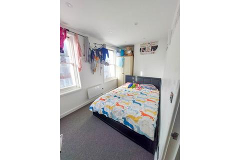 2 bedroom maisonette for sale - Herbert Place, Margate CT9