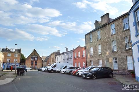 9/4 Adelphi Place, Edinburgh, EH15 1BG