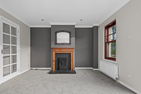 19b Ruthven Street, Auchterarder, PH3 1BW