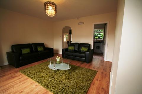 4 bedroom house to rent, TALBOT VIEW, Leeds