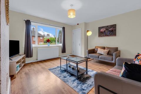 4 bedroom house to rent, TALBOT VIEW, Leeds