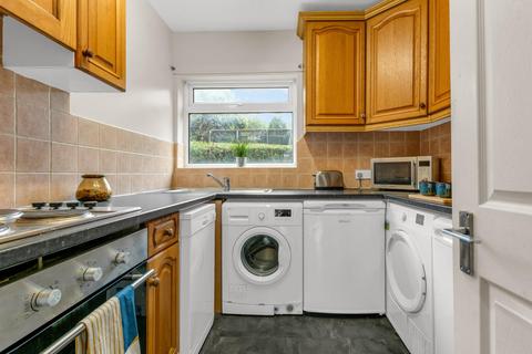4 bedroom house to rent, TALBOT VIEW, Leeds