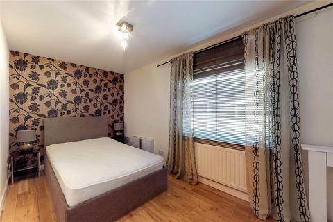 1 bedroom apartment for sale, Newport Court, London, WC2H
