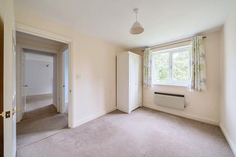 2 bedroom apartment for sale, Barclay Court, Trafalgar Road, Cirencester, Gloucestershire, GL7