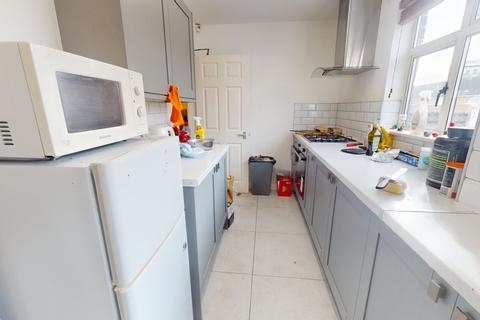 Flat 4, 55 Alfreton Road