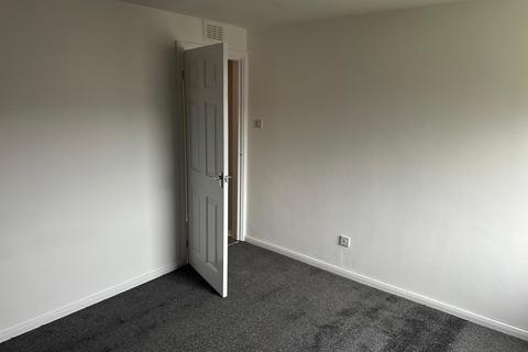 2 bedroom flat to rent, Stanmore Road, Mount Florida, Glasgow, G42