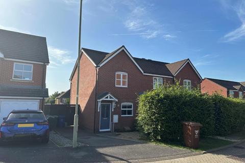 2 bedroom end of terrace house to rent, Hamilton Close,  Bicester,  OX26