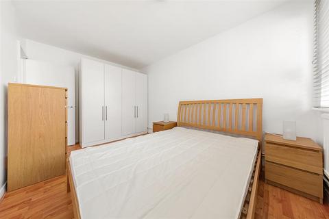 1 bedroom flat to rent, Rocque House , Estcourt Road , Fulham , London, SW6