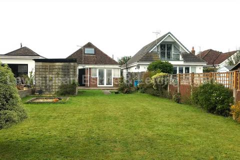 2 bedroom retirement property to rent, Woodlands Avenue, Hamworthy, Poole