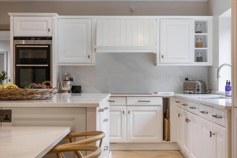 undefined, Broad High Way, Cobham, Surrey, KT11
