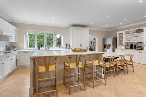 undefined, Broad High Way, Cobham, Surrey, KT11