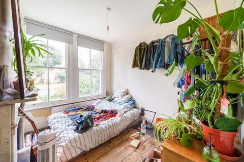 1 Wickham Gardens, London, SE4 1LY