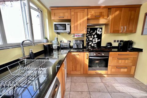 2 bedroom terraced house for sale - Kirkham Street, Plumstead, London, SE18 2EN