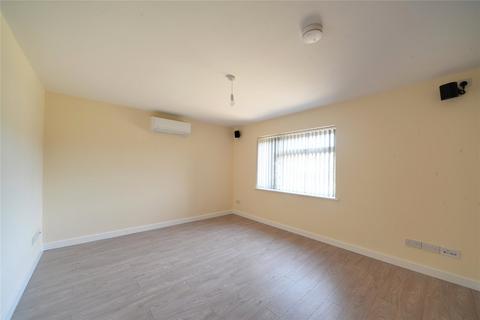 2 bedroom bungalow to rent, Hanmer Avenue, Mildenhall, Bury St. Edmunds, Suffolk, IP28